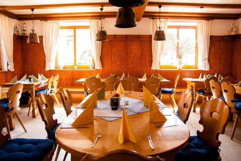 Zur Frischen Quelle Hotel Oberasbach Kültér fotó