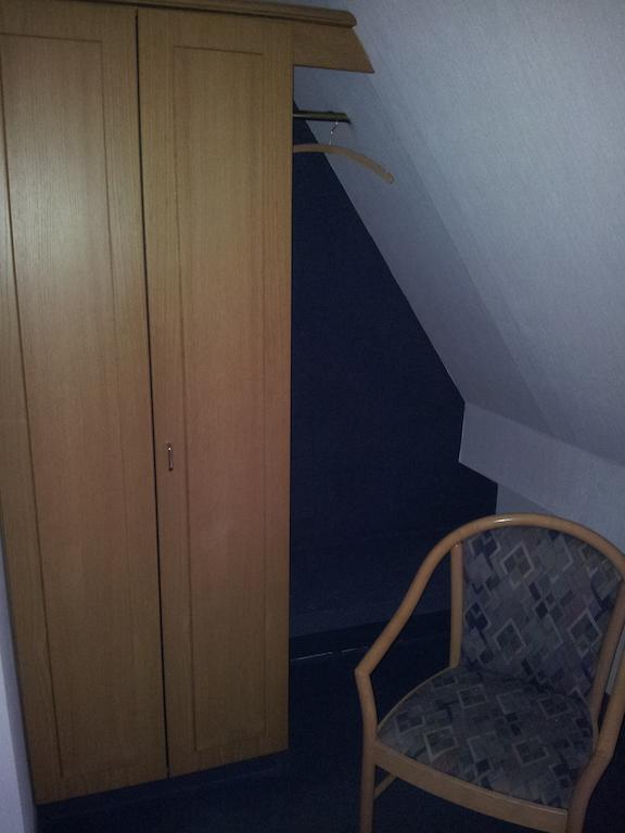 Zur Frischen Quelle Hotel Oberasbach Szoba fotó